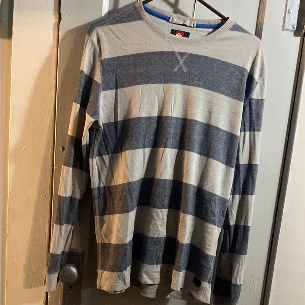Quiksilver Blue and Cream Long Sleeve Tee